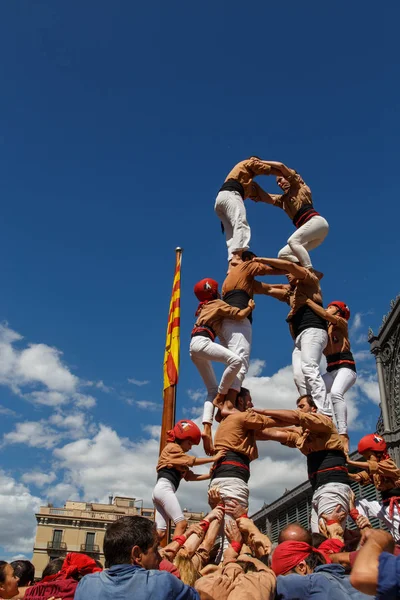 Barcelona, Katalonya, İspanya, 11 Eylül 2017: Catalunya'nın bağımsızlığını ralli desteği ulusal gün boyunca Castellers. Katalonya gelen bir gelenek Castellers.