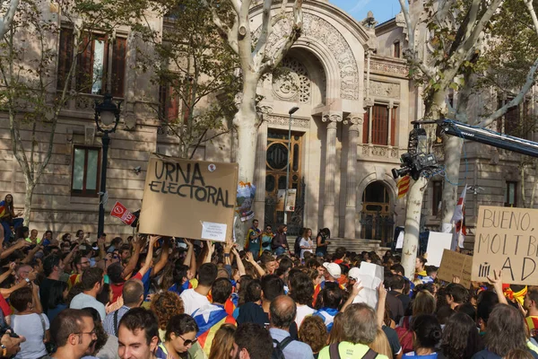 Barcelona, Katalonya, İspanya, 21 Eylül 2017: Ayaklanmalar Katalan insanlar için İspanyol hükümeti karar referandum hakkında-catalunya'nın bağımsızlığını protesto