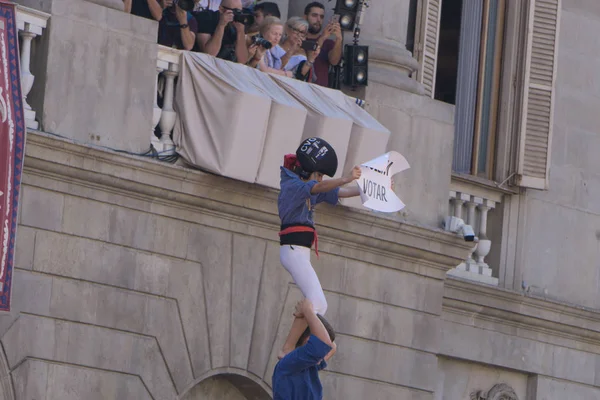 Barcelona, İspanya, 24 Eylül 2017: La Merce kutlamada açık city hall sırasında Barcelona'da Castellers