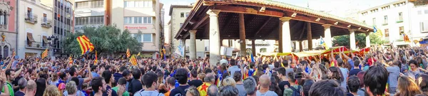 Granollers, Katalonya, İspanya, 3 Ekim 2017: İspanyol polisi müdahale catalonia referandumda 1 Ekim karşı protesto paceful insanlarda.