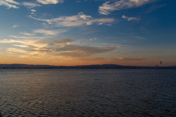 美しい日にデルタの夕日 — ストック写真