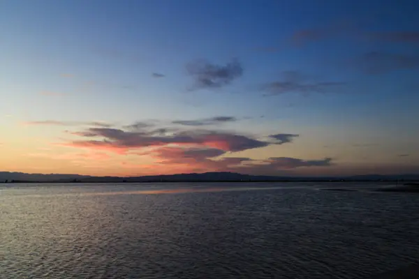 エブロ川デルタの夕日 — ストック写真