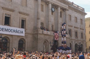 Barcelona, İspanya - 24 Eylül 2017: Castellers Barselona, kutlama.
