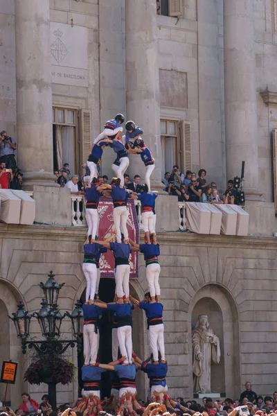 Barcelona, İspanya - 24 Eylül 2017: Castellers Barselona, kutlama.