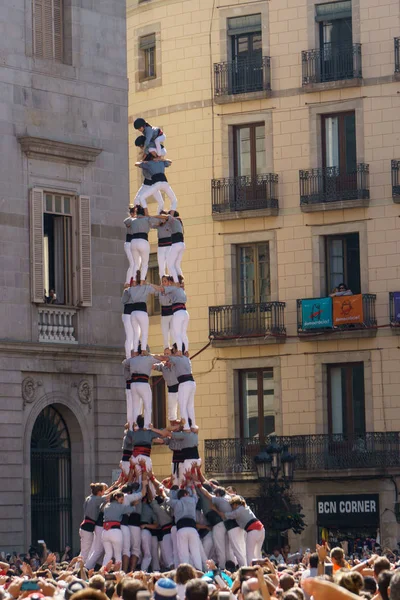 Barcelona, İspanya - 24 Eylül 2017: Castellers Barselona, kutlama.
