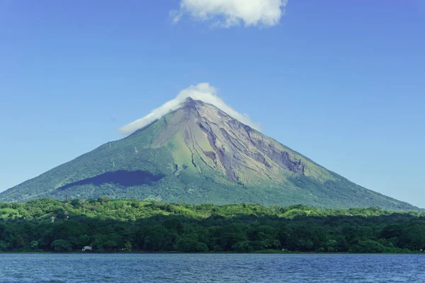 Volkan Concepcion Ometepe Island Nicaragua Gölü Cocibolca Üzerinden — Stok fotoğraf