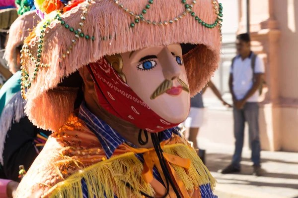 Granada Nicaragua Februar 2017 Menschen Traditioneller Kleidung Und Farbenfrohen Masken — Stockfoto