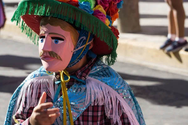 Гранада Никарагуа Февраля 2017 Года Люди Традиционных Платьях Красочных Масках — стоковое фото