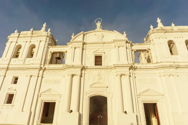 莱昂城市尼加拉瓜大教堂 在尼加拉瓜旅游的地方 — 图库照片