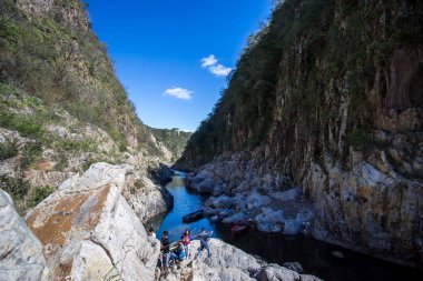 Manzara somoto Kanyon zevk Somoto Kanyon, Nikaragua - 04 Ocak, 2018:tourists.