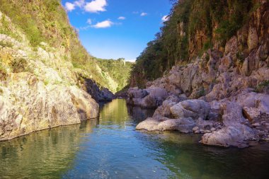 Somoto Kanyon, Nikaragua, nehir kanyonun ortasında