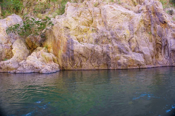 Beautiful River Surrounded Rocks Canyon Somoto — Stock Photo, Image