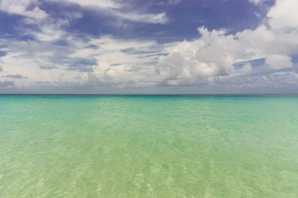 Пляж Гамаками Красивий День Чисте Небо — стокове фото