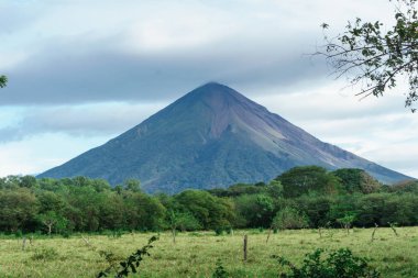 volkan ve orman ometepe, Nikaragua adada