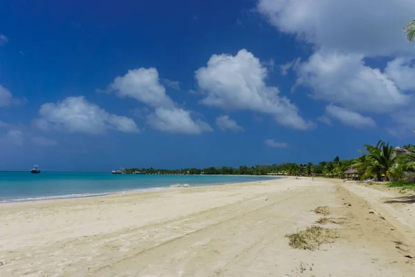 Bella Spiaggia Dell Isola Mais Nicaragua Acqua Turchese Cieli Limpidi — Foto Stock