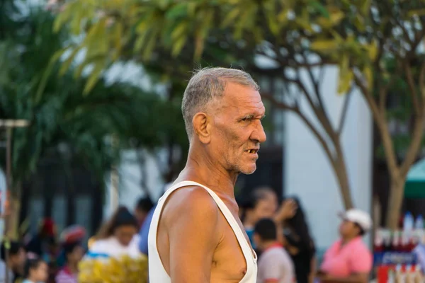 Леон Леон Никарагуа Марта 2018 Года Разноцветный Мужчина Торгует Улице — стоковое фото