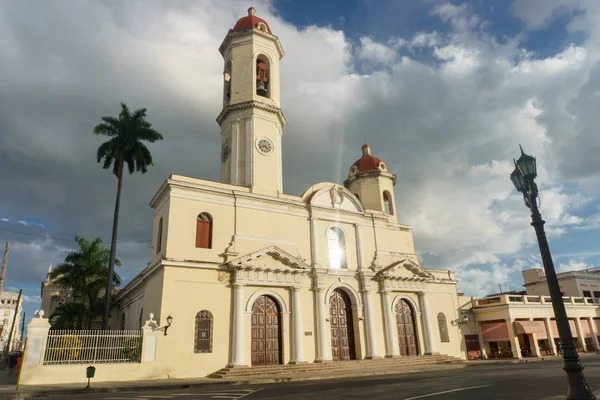 Vinales Cuba Diciembre 2016 Venta Ajos Piñas Calle Bicicleta — Foto de Stock