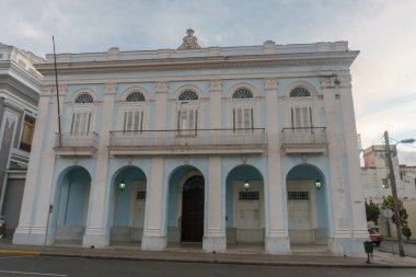 Cienfuegos, Cuba - 31 Aralık 2016: central park çevresinde