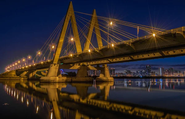 Puente Del Milenio Kazán Reflejado Las Aguas Del Río Kazanka — Foto de Stock