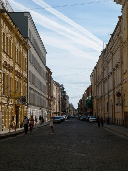 Calle Estrecha Centro San Petersburgo Rusia —  Fotos de Stock