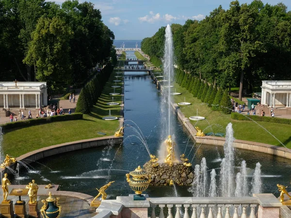 Veduta Del Parco Inferiore Delle Statue Della Grande Cascata Peterhof — Foto Stock