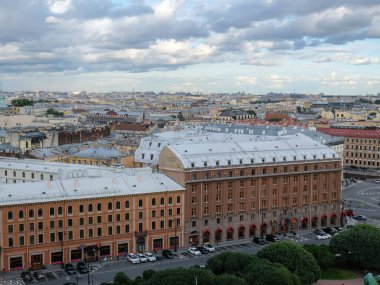 Yaz günü Saint Petersburg hava manzarası