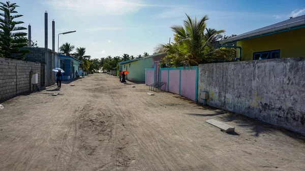 Maldivler bir yol, bir ıssız ada Adaaran seçin Meedhupparu Hint Okyanusu'nda