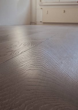 Masör ve dalları, doku, arka plan ve makro olarak rustik meşe zemin