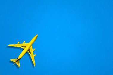 Kalıplı kırmızı kağıt. Kırmızı desenli kağıt arkaplan