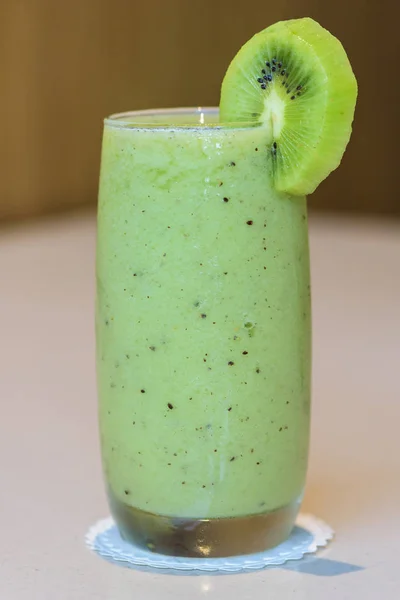 Kiwi green fruit smoothie recipe