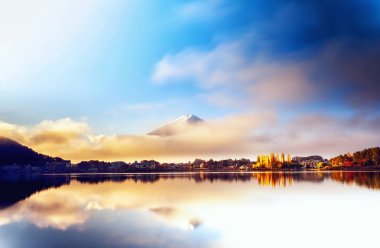 Fuji Dağı veiw Kawakuchigo yanında