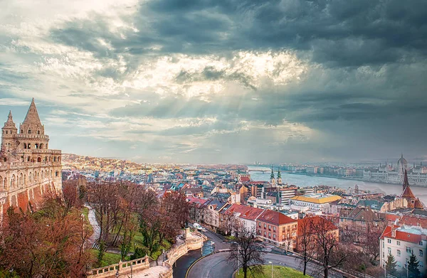 Budapest Rundblick Von Der Zitadelle Mit Brücken Und Dem Parlament — Stockfoto