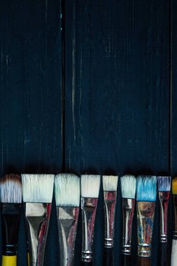 Arka plan satır sanatçı Boya fırçaları
