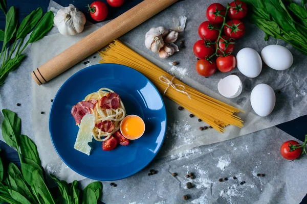Makarna carbonara, İtalyan geleneksel çanak, ingridients