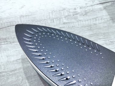 Demir arka yüzeyine olmayan sopa