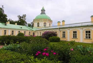 St Petersburg Alexander Danilovich Menshikov sarayının kilise pavyonu.