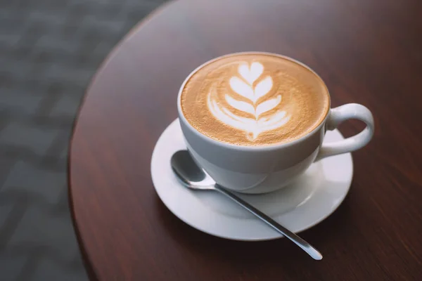 Una taza de capuchino — Foto de Stock