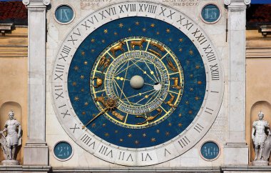 Padova, İtalya, tarihi merkez, saat kulesi detayı