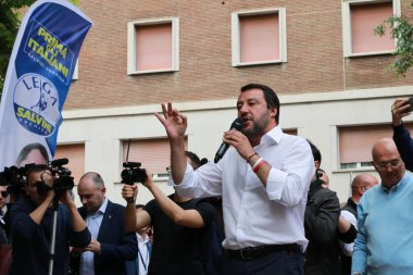 Modena - İtalya, 3 Mayıs 2019: Matteo Salvini, kamu siyaset konferansı Lega partisi
