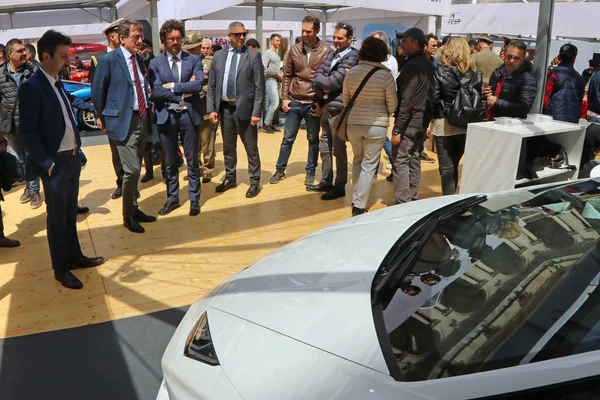 摩德纳 意大利 2019年5月17日 达尼洛 托尼内利 意大利部长 参观汽车谷展览 — 图库照片