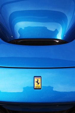 Modena, İtalya, Mayıs 2019 - Motor Valley Fest sergisi, Ferrari F8 Tribute detayı