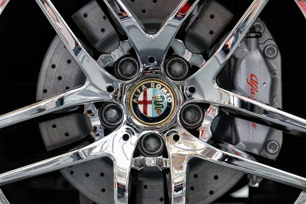 摩德纳 意大利 2019年5月 汽车谷节展览 阿尔法罗密欧8C车轮细节 — 图库照片