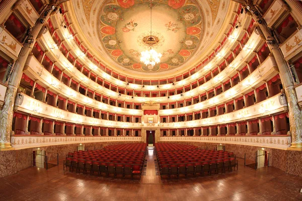 Opéra Classique Vue Intérieure Grand Angle Depuis Scène — Photo