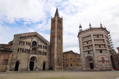 Parma, Katedral ve Baptistery, şehrin tarihi merkezinde, Duomo Meydanı, İtalya, Emilia Romagna