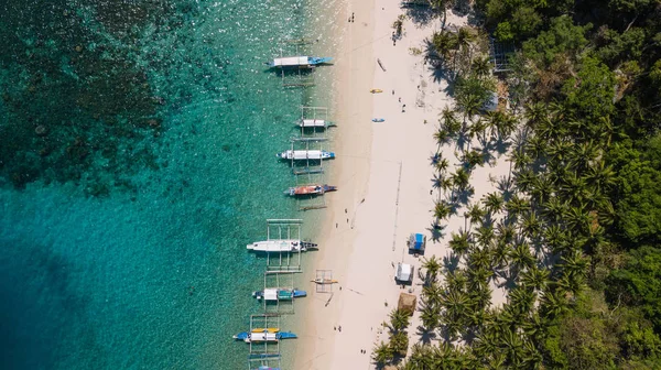 El Nido (Palawan, Filippinerna)-Siete Pecados Beach antenn utsikt — Stockfoto