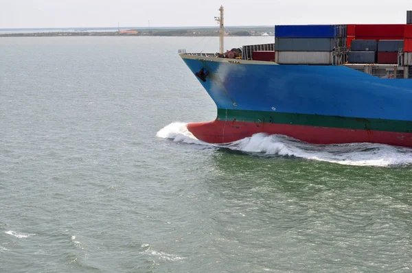 Parte Navio Mercante Grande Recipiente Águas Costeiras Oceano Navio Mercante — Fotografia de Stock