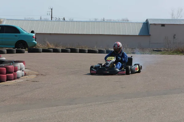 Odessa Ucrania Abril 2017 Campeonato Karting Niños Adolescentes Conductores Karts —  Fotos de Stock