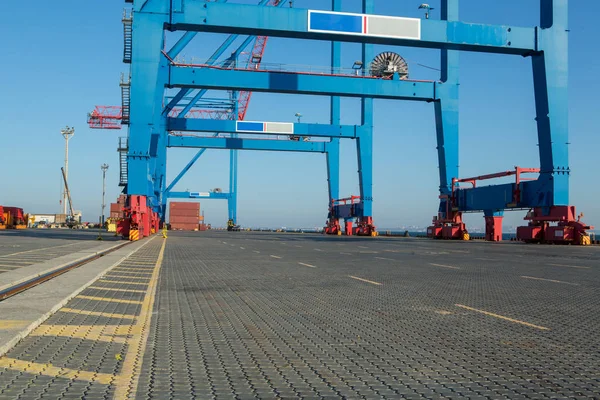 Grúas Terminal Contenedores Puerto Marítimo Industrial — Foto de Stock