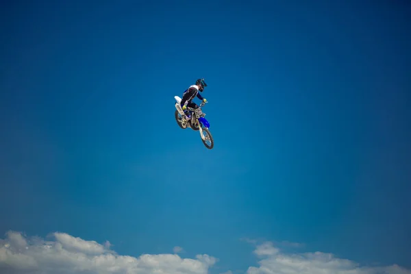 Odessa Ucrânia Agosto 2017 Piloto Profissional Fmx Freestyle Motocross Fazendo — Fotografia de Stock