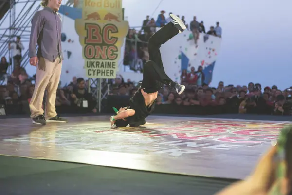 Odessa Ukrayna Ağustos 2017 Savaş Dansı Break Dans Hip Hop — Stok fotoğraf